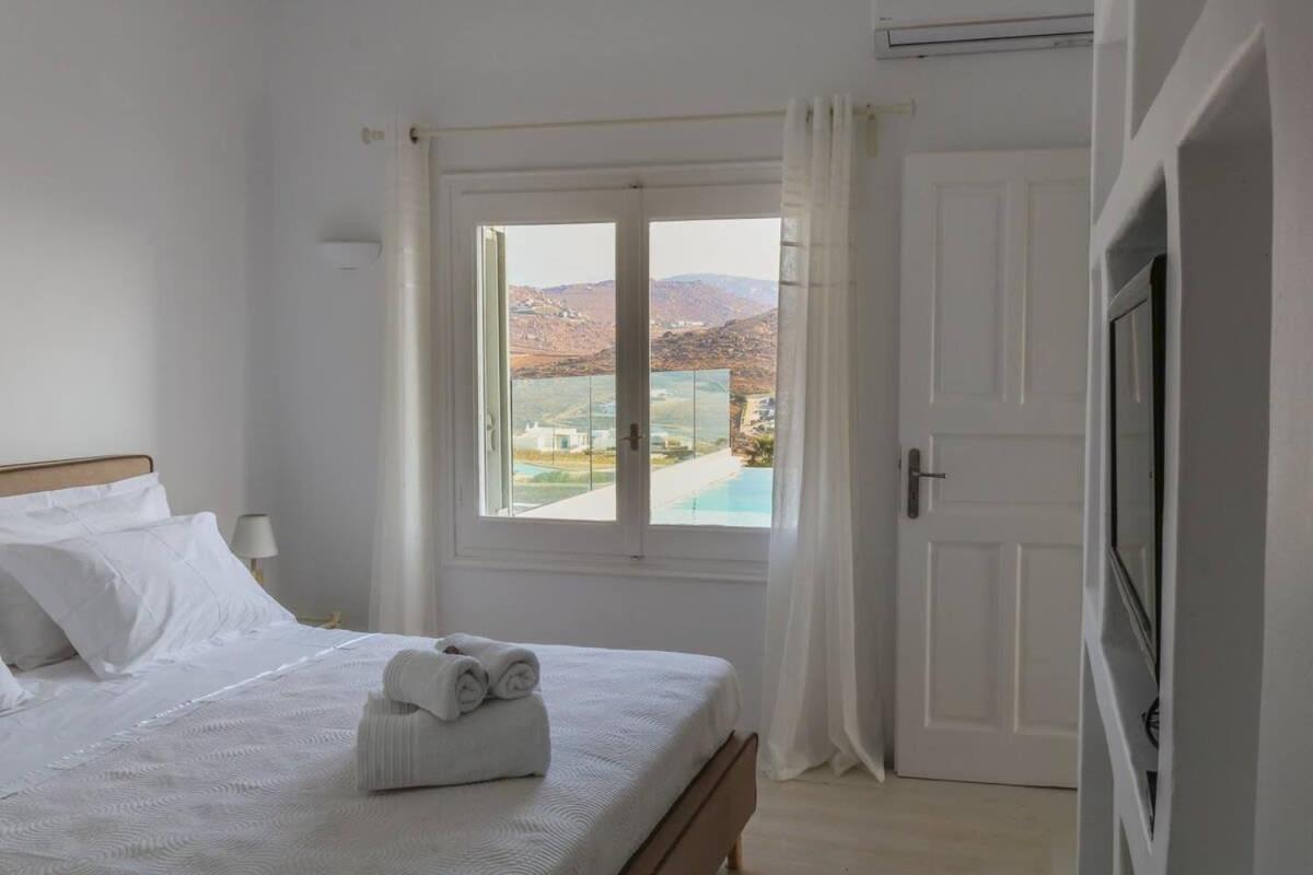 Luxury White Oasis W Private Pool In Mikonos